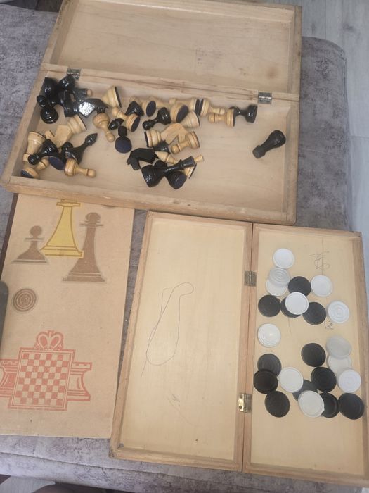 Продаётся ссср шашка шахматы