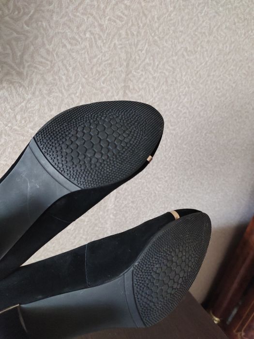 Продам туфли женские