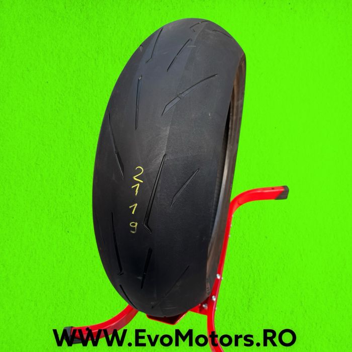 Anvelopa Moto 200 55 17 Pirelli Rosso4 Corsa 2024 Cauciuc Spate C2119