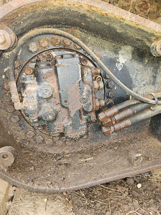 Transmisie finala excavator JCB JS160L — poza 3