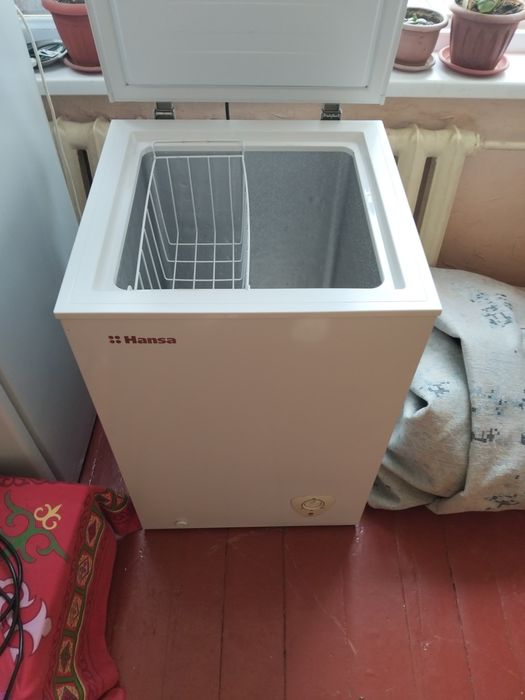 Продам морозильную камеру