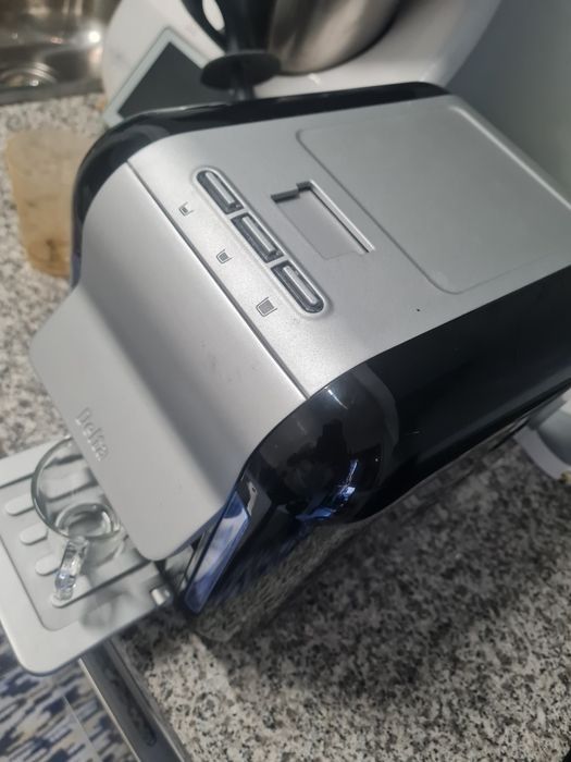 Aparat de cafea Delta