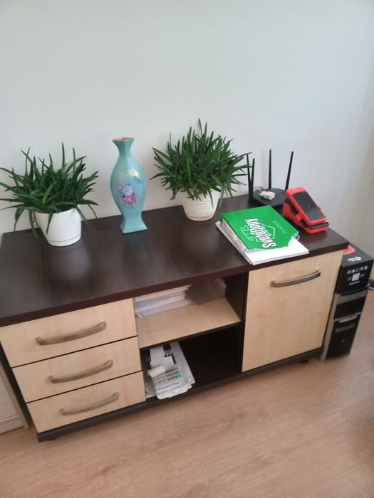 Продаем мебель для офиса и дома