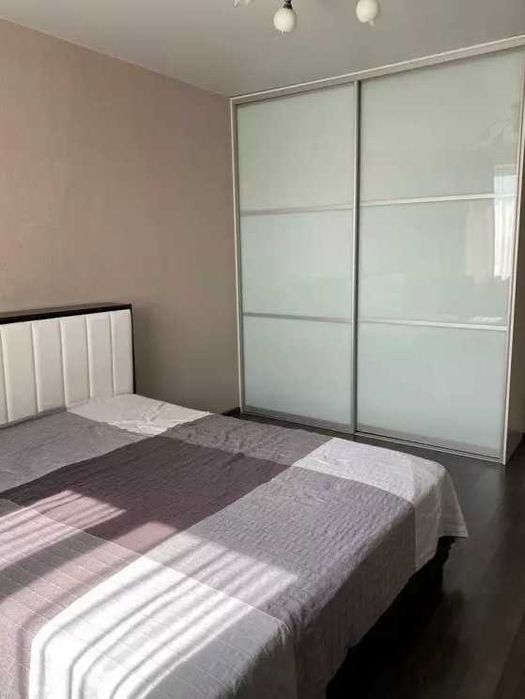 Дава се под наем Двустаен апартамент в Пловдив, Южен - 68 кв.м за 306 € - Снимка #1