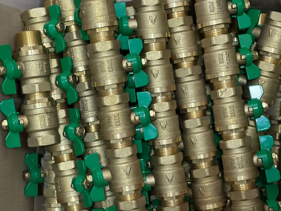 Муфты, клапаны, колпачки, трубы