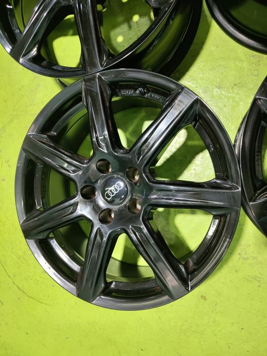 18 5x112 Audi A4 A5 A6 Vw лети джанти 5х112