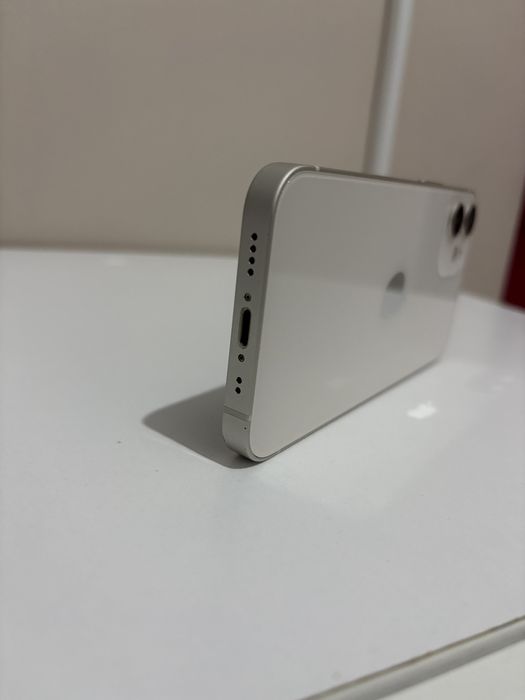 Iphone 12 mini 64 GB Бял