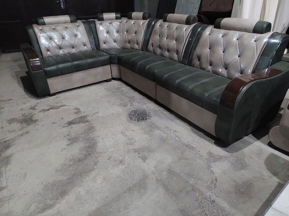 Xonadoningizga yumshoq mebellar 1chi qoldan xarid qling