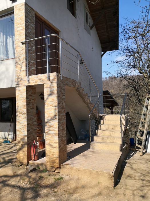 Porți,garduri,balustrade,copertine