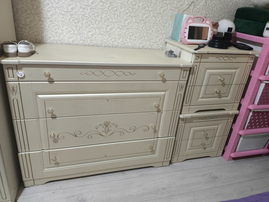 Спальный гарнитур