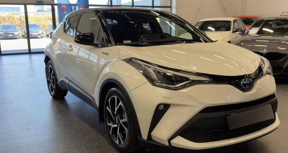 vând toyota c-hr 2020