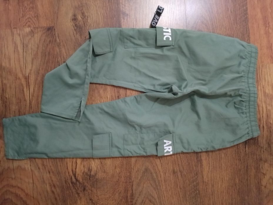 Спортен панталон за момиче