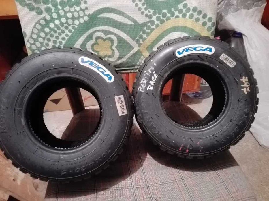 Гуми за картинг Vega, LeCont, Bridgestone