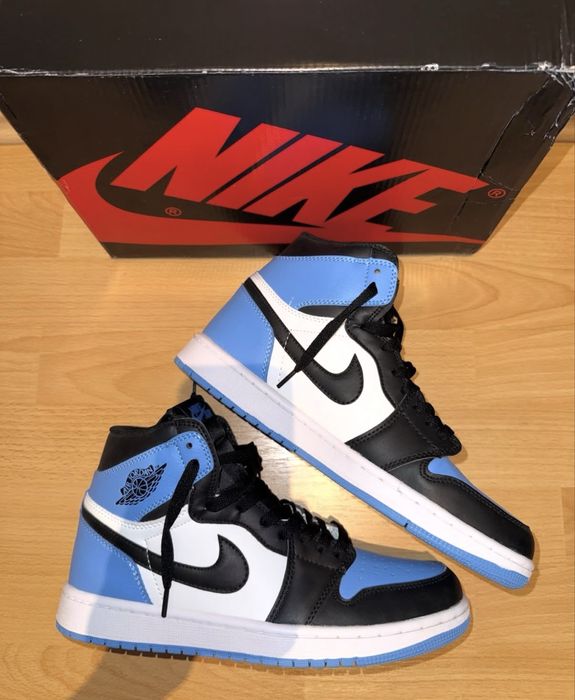 Air Jordan 1 papuci
