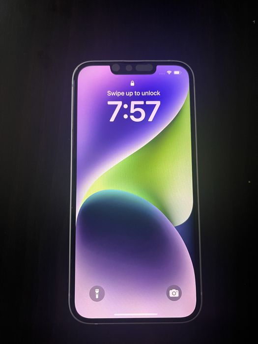 iPhone 14 128GB Purple с подарък четири калъфчета