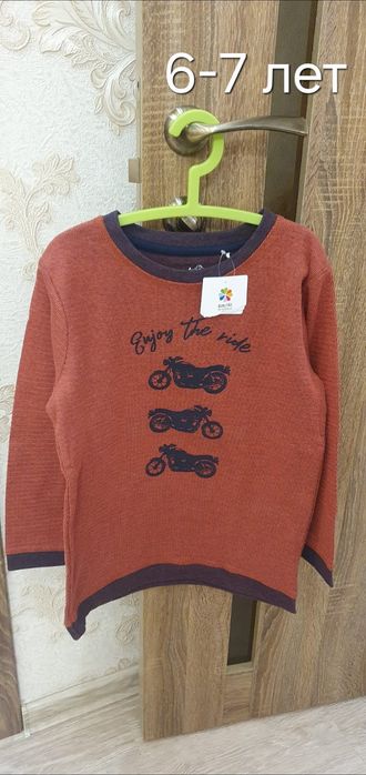 Продам детские кофты