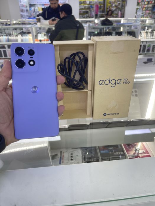 Edge 50 pro 5G 12/512