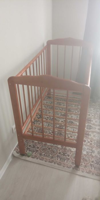 Детская кровать с матрасом