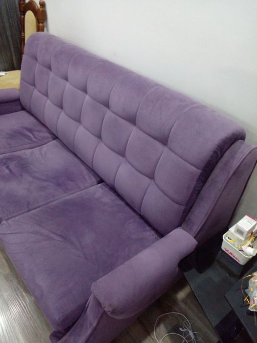 Срочно продается диван и кресло