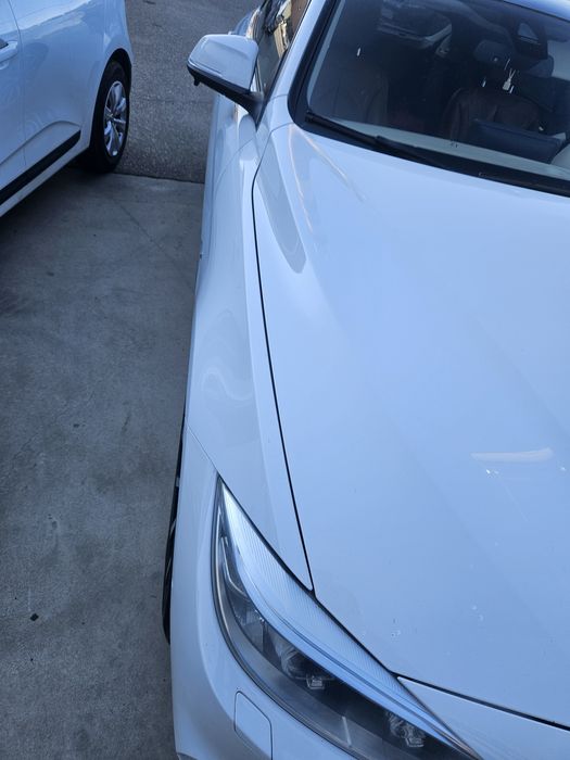 Vând capota bmw seria 4