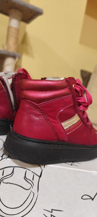 Детски боти от естествена кожа Колев и Колев