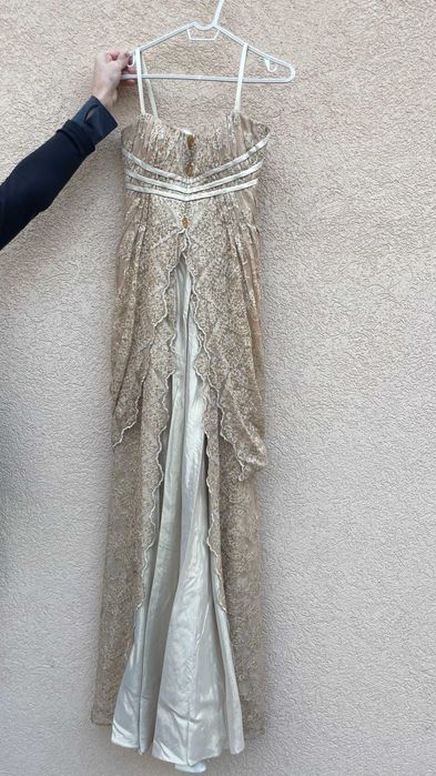 Rochie Aurie Lungă Elegantă pentru Bal Boboci/Preuniversitar/ Banchet