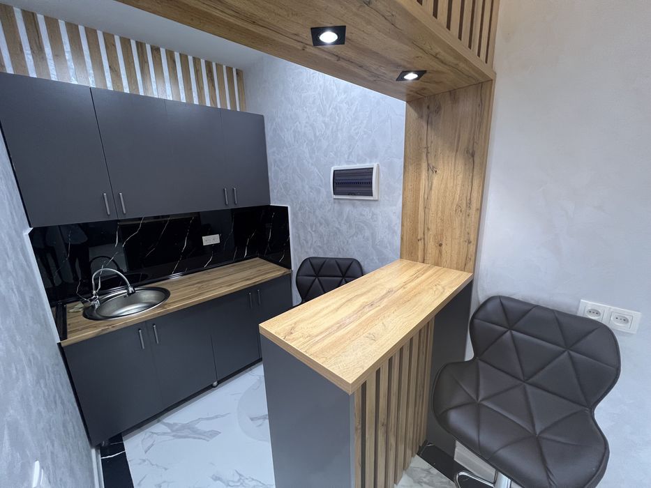 Лабзак - Сдается в аренду помещение вдоль дороги 120м2