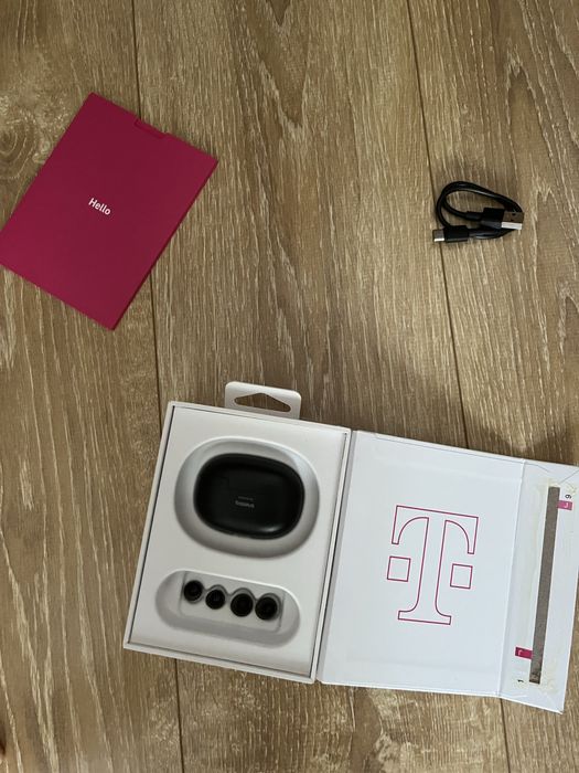 Earbuds Telekom powered by Baseus