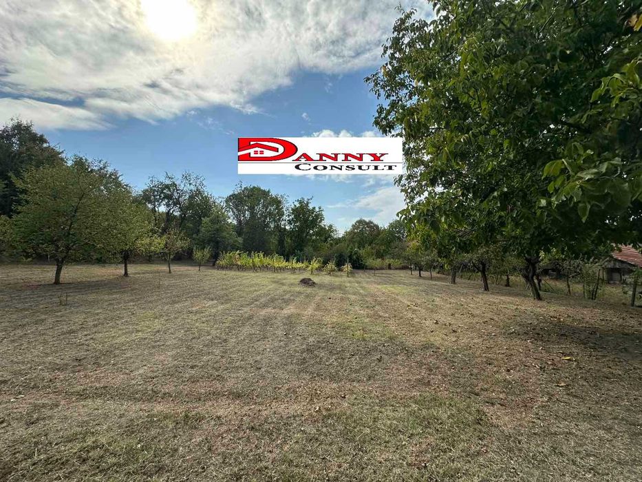 Парцел за жилищно строителство в с. Балван