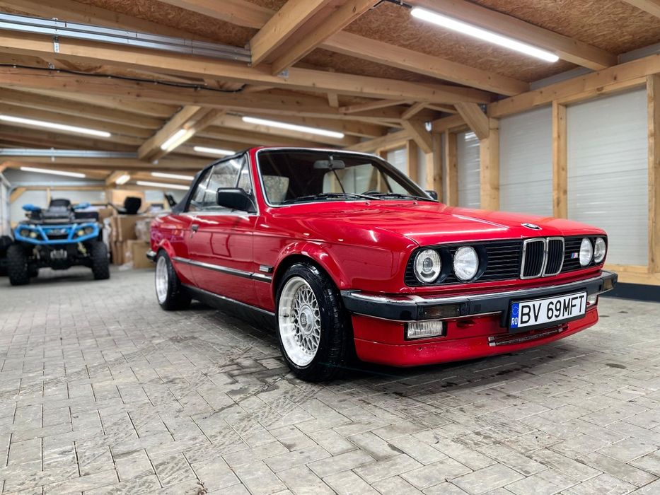 BMW E30 cabrio, 2500cm, vehicul istoric impecabil