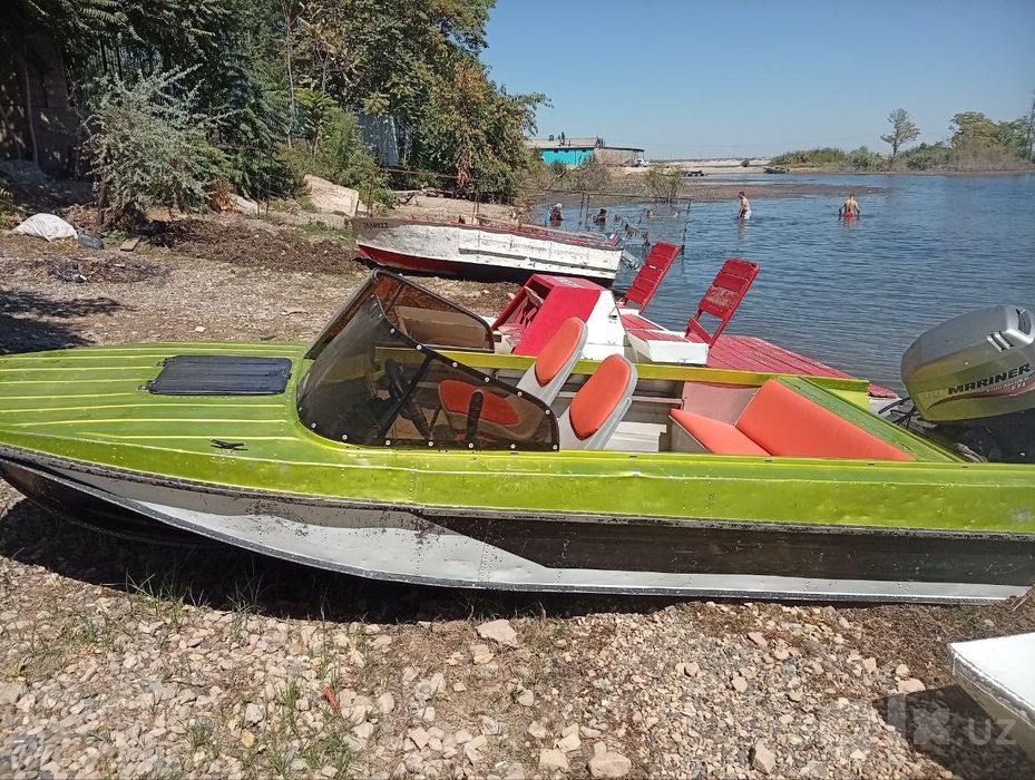 Srochna Lodka motor sotiladiladi KAZANKA 5m3 motori MARINIER.60 4takni