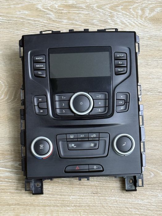 Renault Megane IV Unitate principală radio/CD/DVD/GPS