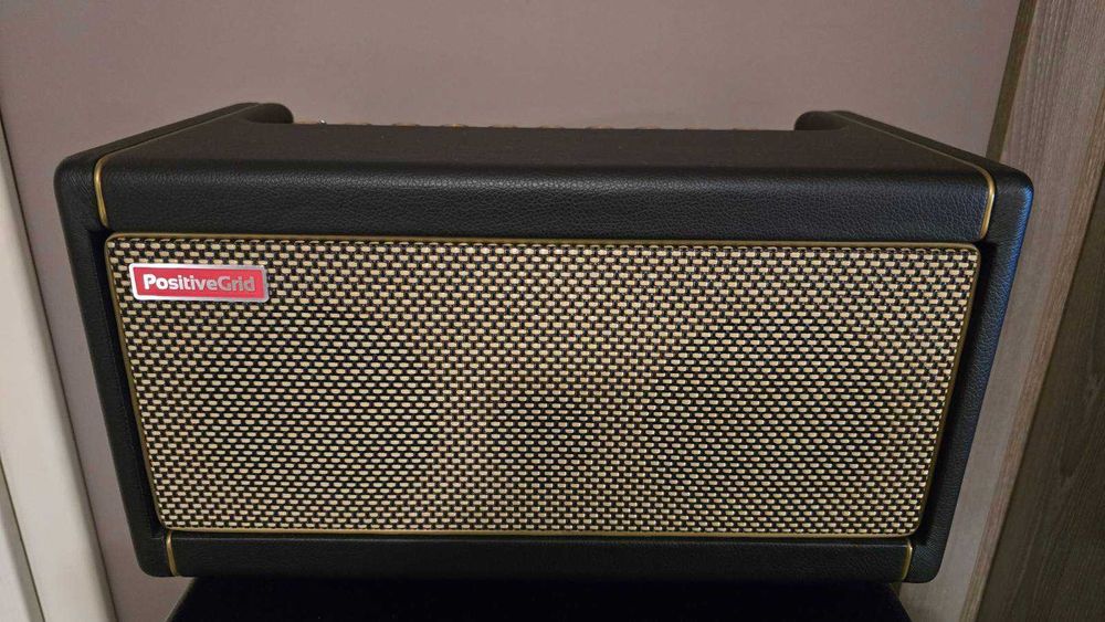 Пордавам Positive Grid Spark 40