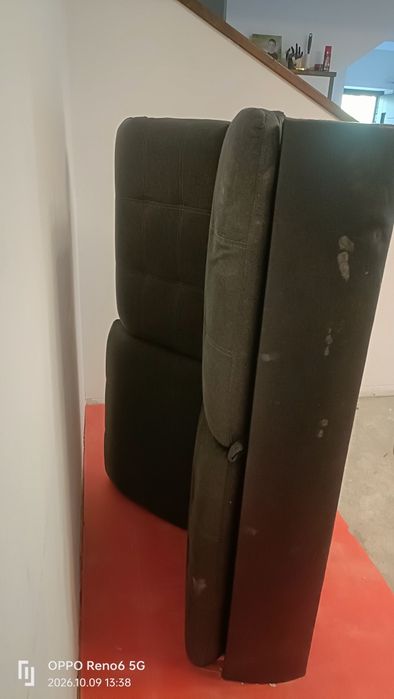 Vand canapea 400 ron