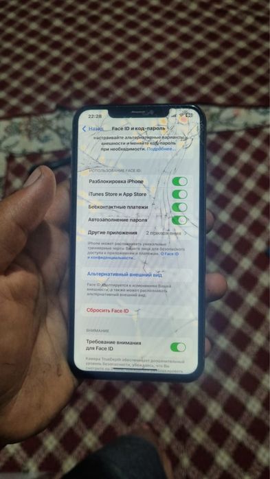 XS MAX  256  73 Face ID bor 1.300 (келишамиз) айби экранда