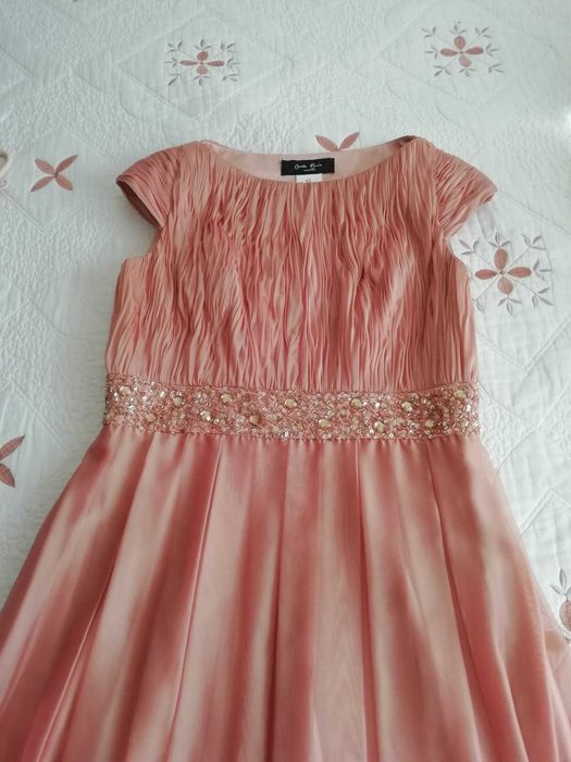 Vand rochie ocazie marimea 42