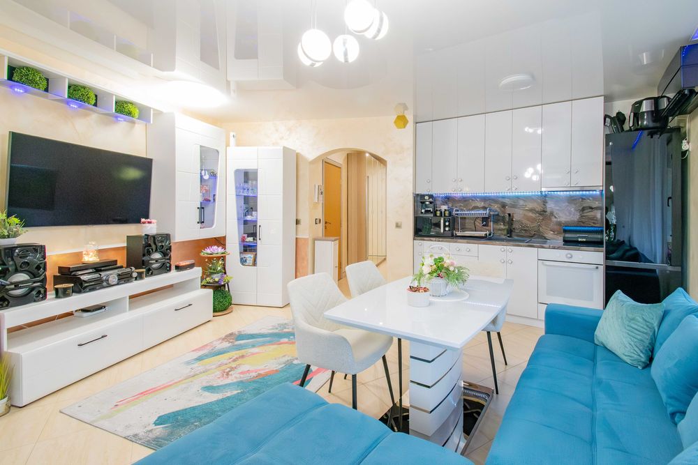 Стилно обзаведен апартамент с две спални в кв. Симеоново