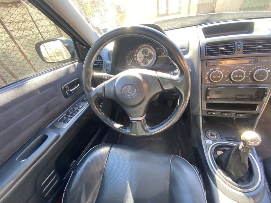 Lexus IS200/Лексус ИС200 на части