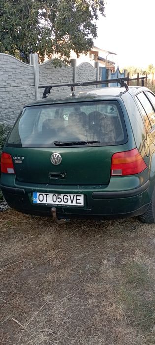 Vând golf 4 14 și scuter