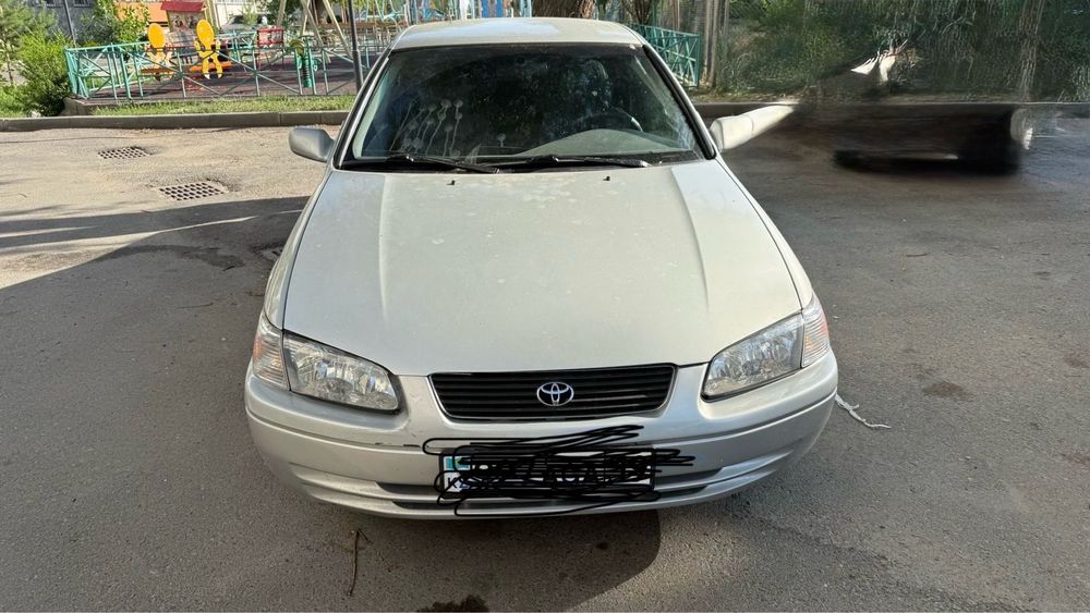 Продам Тойота Камри 25