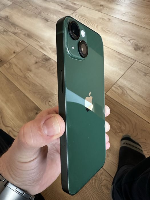Iphone 13 Verde, impecabil , inca 6 luni Garantie