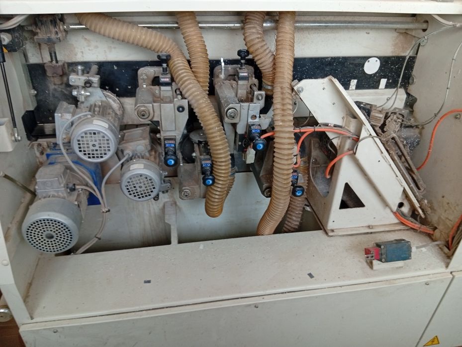 Станок кромко-облицовочный