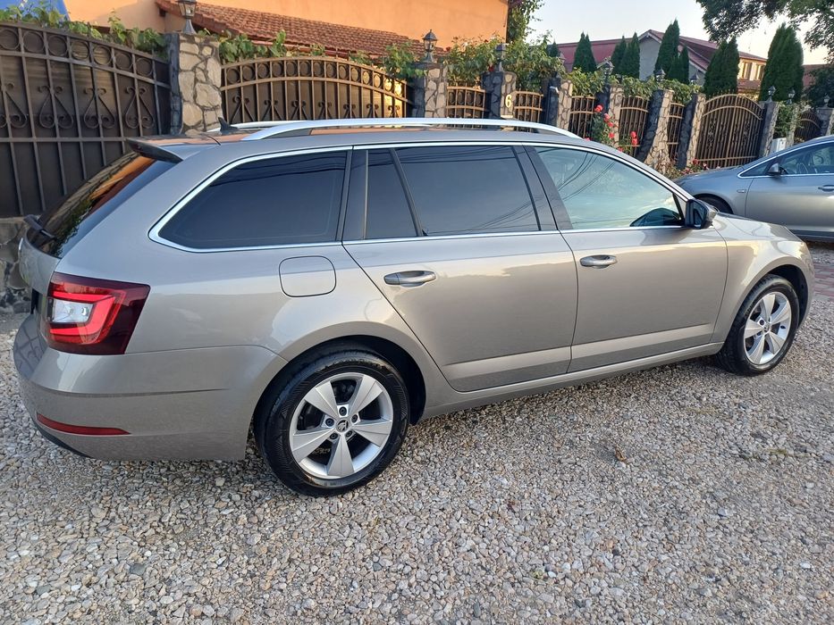 SKODA Octavia 2020 — imagine 3