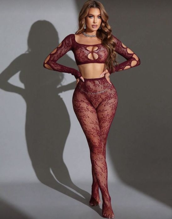 Set lenjerie  dantela,  plasa , rosu  , negru ( compleu set )