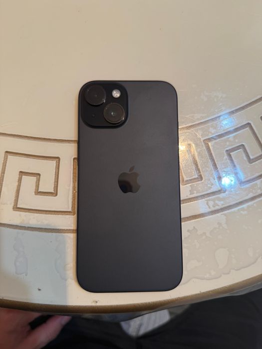 Продам Айфон 15 128 гб