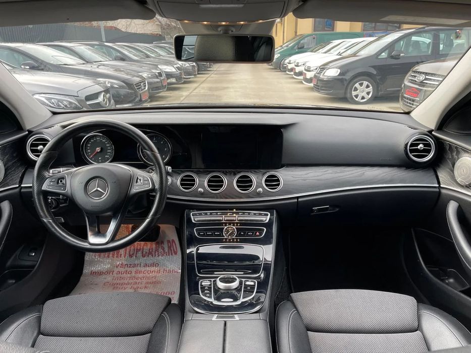 Mercedes-Benz E Mercedes E220d // Vindem in Rate Avans Zero cu Buletinul //