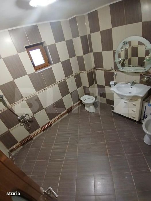 Casa P+M cu 5 camere si garaj, amplasate pe un teren de 650mp