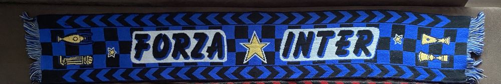 Шалове Inter,Milan,Roma,Barcelona.