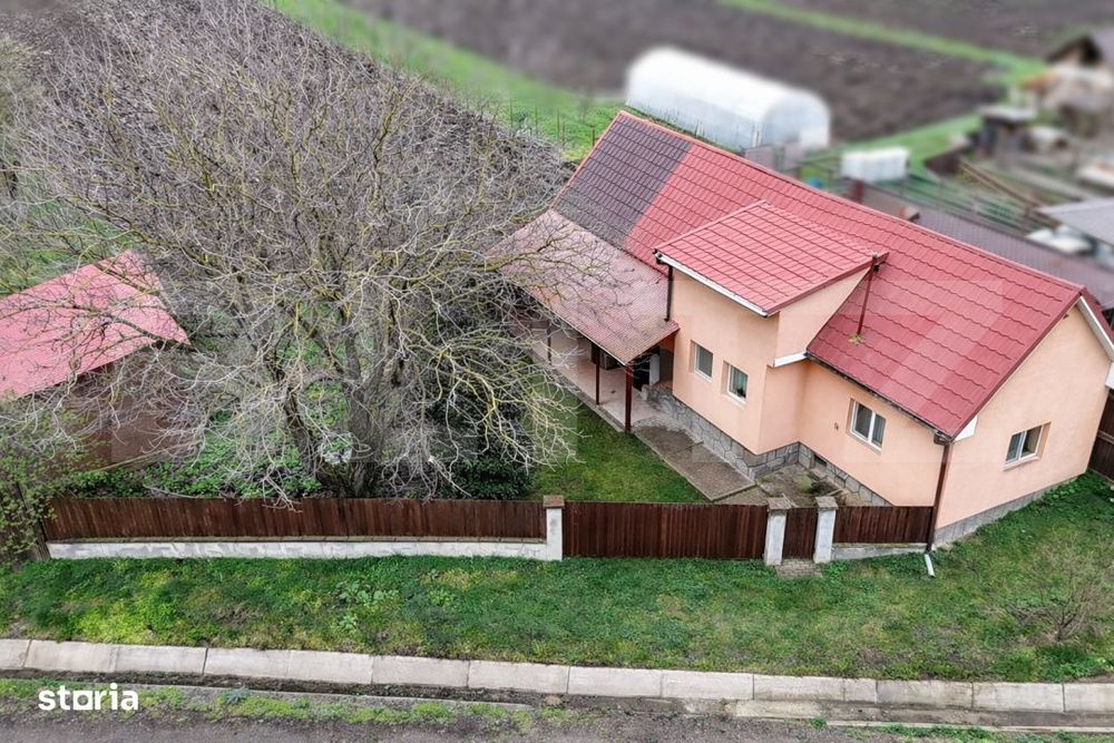 Casa + 23 ari teren in Breaza, Liniste, spatiu si confort la 6 km de R