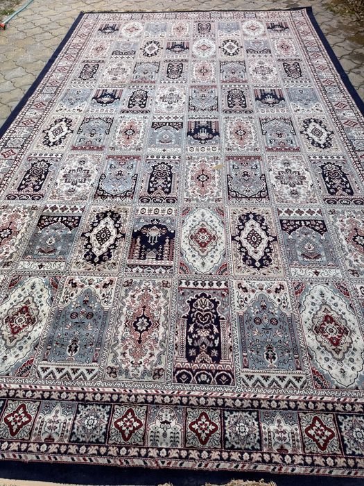 Распродажа ковров